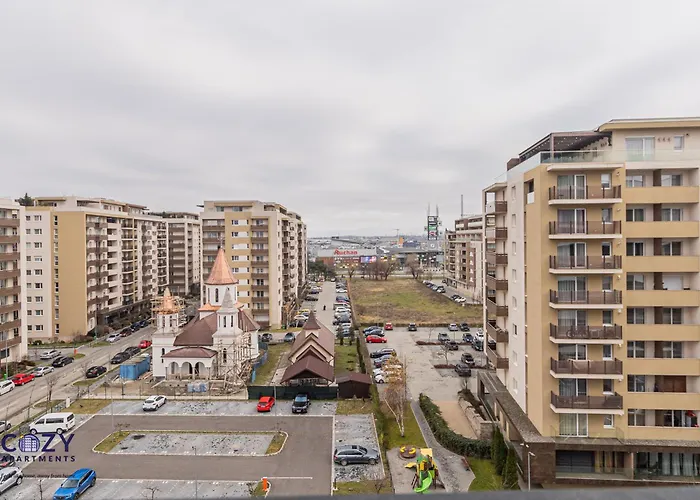 Cozy Cityscape Suites - Near Coresi Mall #